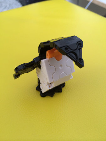 Block penguin