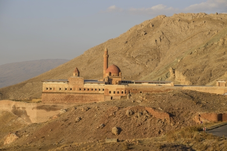 Ishak Pasha Palace (Constructed in 1685) is a semi-ruined palace located in the Dogubeyazit district of Agri province of Turkey.のeditorial素材