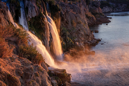 DÃ¼den Waterfall - Antalya It is written that DÃ¼den Waterfall was known as 'Iskender Waterfall'...