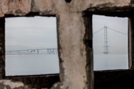 The Osmangazi Bridge (Turkish: Osman Gazi KÃ¶prÃ¼) is a suspension bridge of Turkey.の写真素材