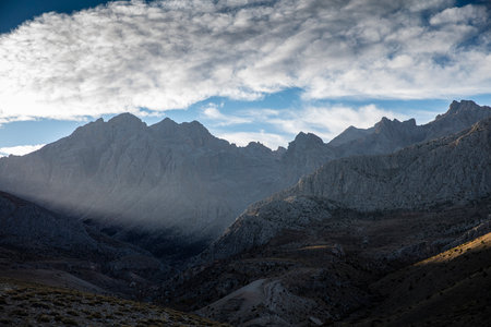 Mountains of the Cordillera Blanca, Andes, Peruの写真素材