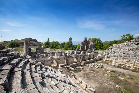 "The ruins of Tlos provide a unique insight into the rich history of Turkey's ancient civilizations."の写真素材