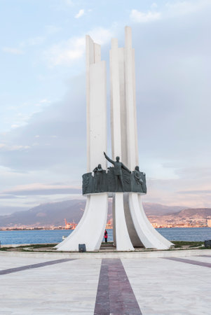 Statue of AtatÃ¼rk, His Mother and Women's Rights, one of the symbols of Izmir. Izmir, Karsiyaka, Turkeyの写真素材