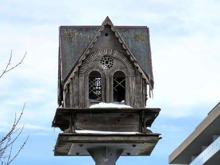 Birdhouse on shore of the Lake Ontario in Toronto, Canadaの写真素材