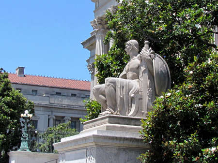 Streetlight and sculpture near National Archives Building in Washington DC, USAのeditorial素材