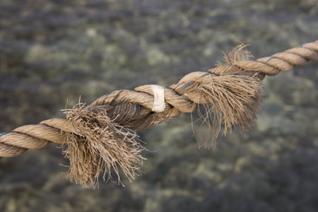 nautical rope knot horizontal