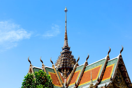 Roof of Wat Phra Kaew, Temple of the Emerald Buddha, Bangkok, Thailandの写真素材