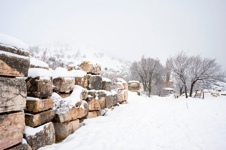 Welcome to Sagalassos. Isparta, Turkey.To visit the sprawling ruins of Sagalassos, high amid the jagged peaks of Akdag, is to approach myth: the ancient ruined city set in starkの写真素材