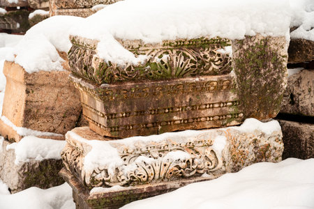 Welcome to Sagalassos. Isparta, Turkey.To visit the sprawling ruins of Sagalassos, high amid the jagged peaks of Akdag, is to approach myth: the ancient ruined city set in starkの写真素材