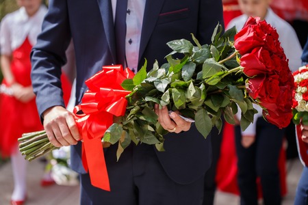 luxurious bouquets of roses for a romantic rendezvous couples