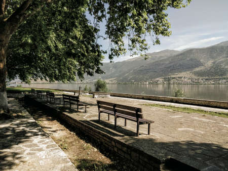 Benches at the lake of Ioannianaの写真素材