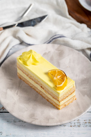 lemon cake Lemon slice cake on a plateの写真素材