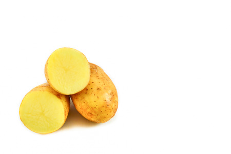 Fresh organic potato slice isolated on white backgroundの写真素材