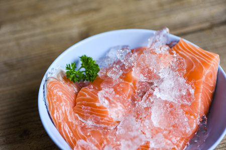 Fresh salmon fish, Raw salmon filet on iceの写真素材