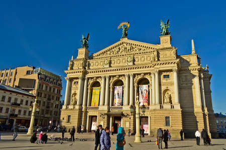 Ukraine, Lviv 12/31/2012. Winter trip to one of the oldest and most beautiful cities in Ukraine. The original architecture of Lviv was formed over the centuries, so the features of different eras interのeditorial素材