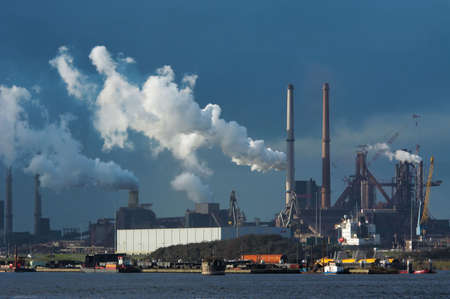 industry at the harborの写真素材