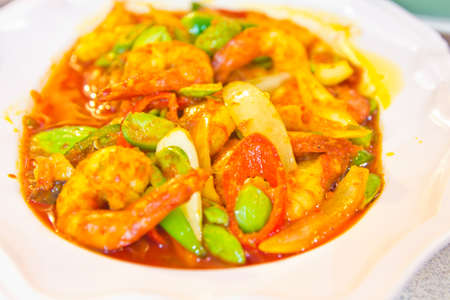 The fired curry shrimp with vegetables , thailand foodの写真素材
