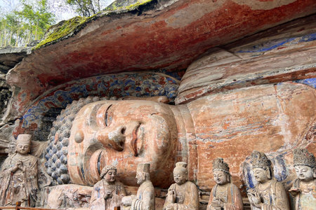 Luoyang Longmen Grottoes in Luoyang, Chinaの素材