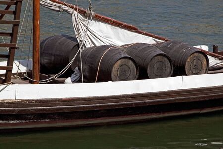 Boat for transport of barrels of the wine Port