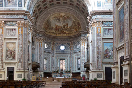Mantua, inside the cathedralのeditorial素材