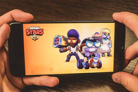 Los Angeles California - September 12 2019: screen Fight stars of mobile gamesのeditorial素材