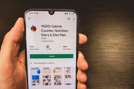 Los Angeles, USA, JUNE 07, 2019 Fitness program app in play storeのeditorial素材