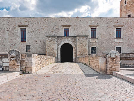 entrance with lions of castle aragonese of Venosa in Basilicata, Italyのeditorial素材