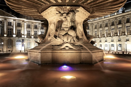 Place de la bourse at night, Bordeaux, Franceの素材