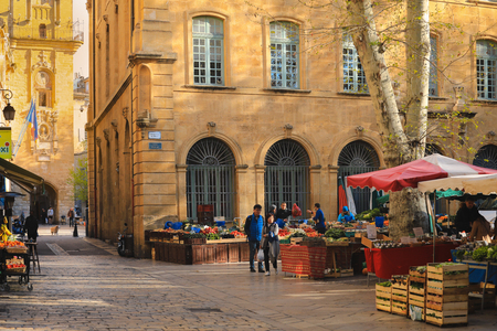Aix-en-Provence, France - May 09, 2019 : The food market on the square in Aix-en-Provence.のeditorial素材
