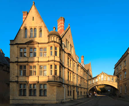 Oxford, United Kingdom - September 20 , 2019 :  View of Classic Clarendon Buildings  and Hertford Bridge, popularly landmark in Oxfordのeditorial素材