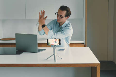 Online problem solving concept