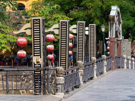 Bridge in Hoi An, Quang Nam province, Vietnam at night. The old city of Hoi An is a World Heritage Site, and famous for its well preserved buildings and street structure dating back from the days when it was a major trading port.asia, asian, southeast asiのeditorial素材