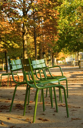 Autumn in Paris. Typical parisian park chairs in the Luxembourg Garden. Paris, Franceの写真素材