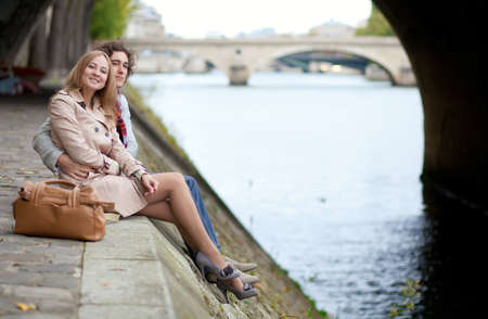 Romantic couple in Paris, having a dateの写真素材