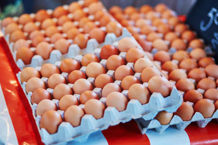 Fresh eggs on farmers market in Paris, Franceの写真素材