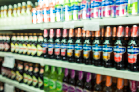 blurred out-of-focus grocery store full frame. Horizontal frameの写真素材