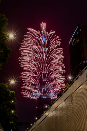 Taipei 101 New Year Firework.のeditorial素材