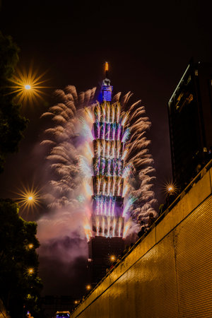 Taipei 101 New Year Firework.のeditorial素材