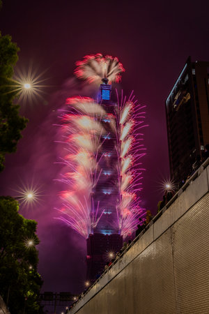 Taipei 101 New Year Firework.のeditorial素材