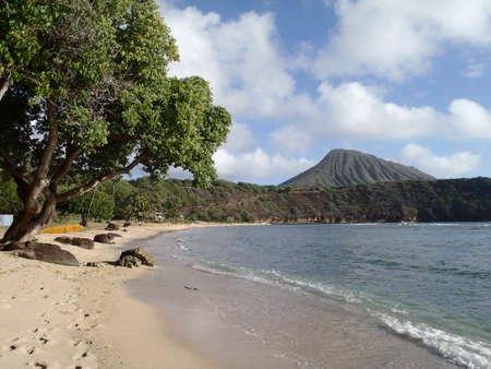 Hanamau Bay Beach with Kokohead in the distance on Oahu Hawaiiの写真素材