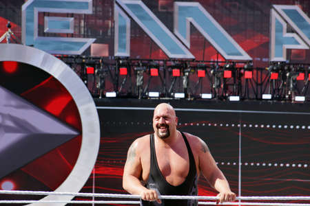 SANTA CLARA - MARCH 29: WWE Wrestler Big Show smiles as he holds ropes after winning andre the giant battle royal 2015 at Wrestlemania 31 at the Levi's Stadium in Santa Clara, California on March 29, 2015.のeditorial素材