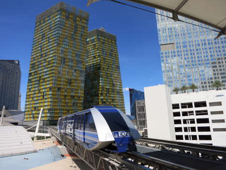 LAS VEGAS - JUNE 29:  Modern tram pulls into station at CityCenter connects the Belaggio, Aria and Monte Carlo hotels and casinos on the Las Vegas Strip on June 29, 2015 in Las Vegas.のeditorial素材