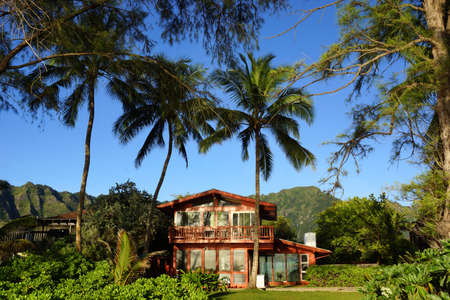 Red Beach House in Waimanalo on a Beautiful Day on Oahu, Hawaii.                               の写真素材