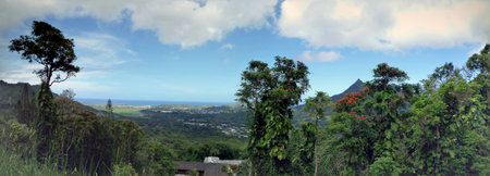 Panoramic view of Kailua and Oahu's windward side from the Pali Lookout.の写真素材