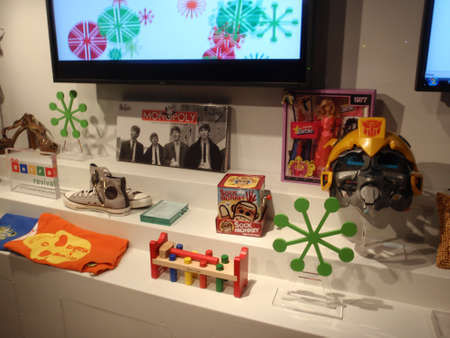 San Francisco - December 15, 2009: Retro Revival Items display featuring Beatles Monopoly, Sock Monkey, Barbie, Transformers, Converse shoes at Ebay Pop-up Booth.のeditorial素材