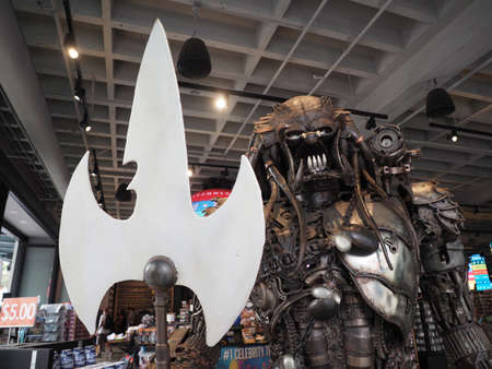 Hollywood, California - October 16, 2019: Life sized Predator figure in La La Land Novelty store.のeditorial素材
