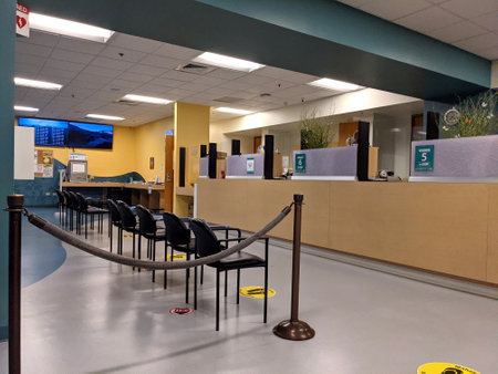 Honolulu - August 5, 2021:  Inside Downtown Satellite City Hall DMV during pandemic restrictions.のeditorial素材