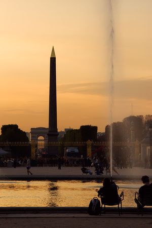 Ancient egyptian obelisk on the Concorde square at dusk - Paris, Franceの写真素材
