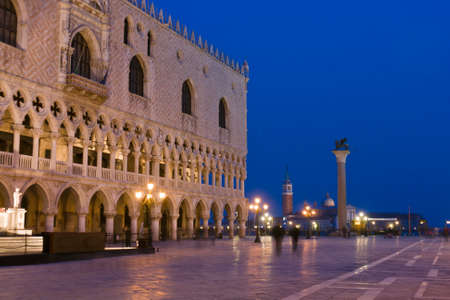 Palazzo Ducale (Doges Palace) at dusk - Venice, Venezia, Italy, Europeのeditorial素材