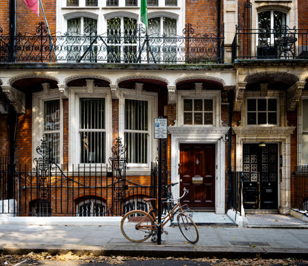 England, United Kingdom, Aug 30th 2023, view of a residential building in the Royal Borough of Kensington and Chelseaの写真素材